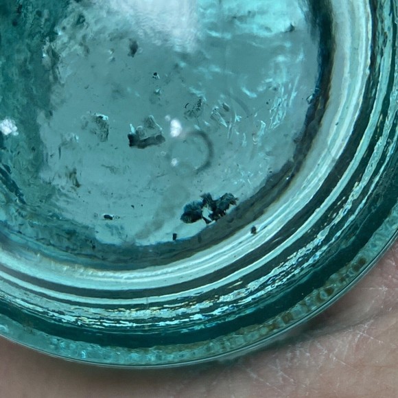 Vintage Small Hemingray-12 Aqua Green Insulator 3.5 Inch - Picture 10 of 10